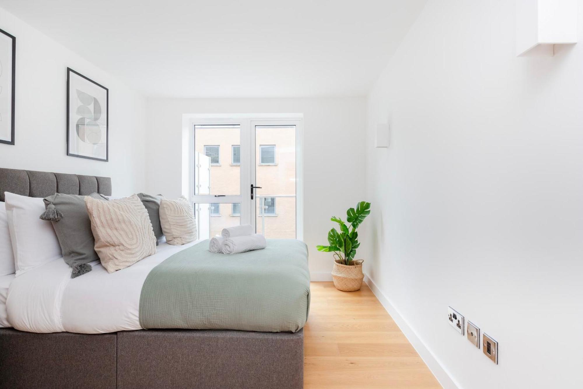 Fitzrovia & Soho - 2Br With Balcony - Cityapartmentstay Londýn Exteriér fotografie
