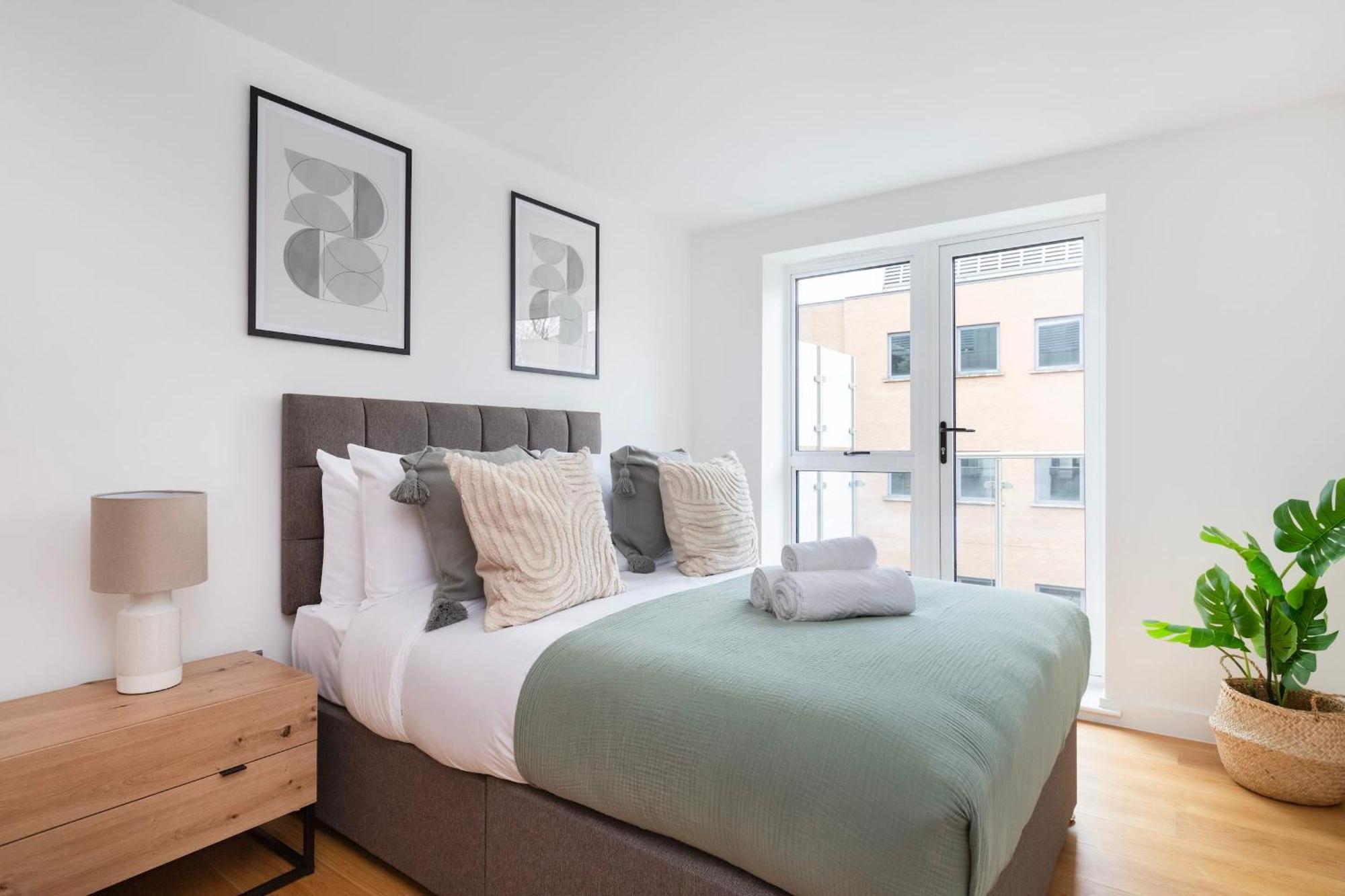 Fitzrovia & Soho - 2Br With Balcony - Cityapartmentstay Londýn Exteriér fotografie